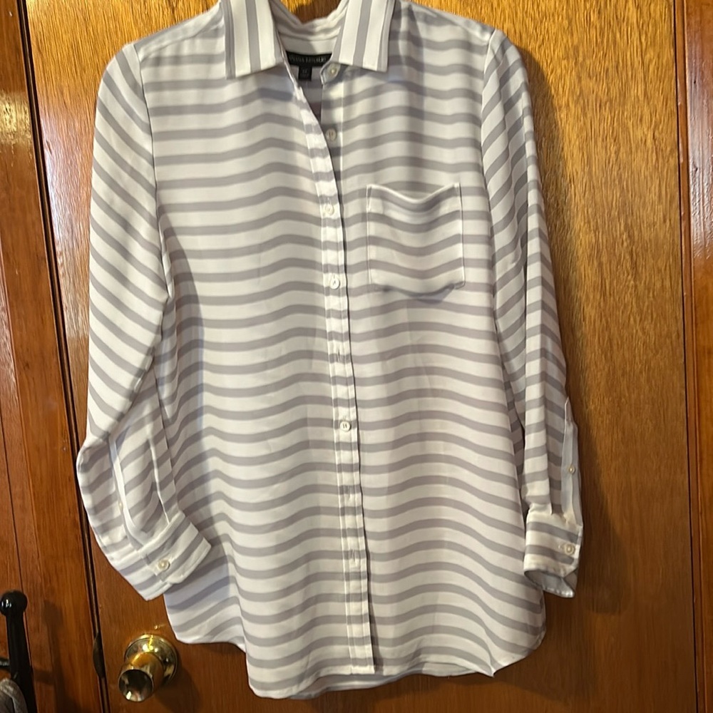 Banana Republic gray striped tunic top - size M